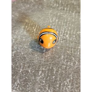 Moose Shopkins mini clownfish orange toy figure